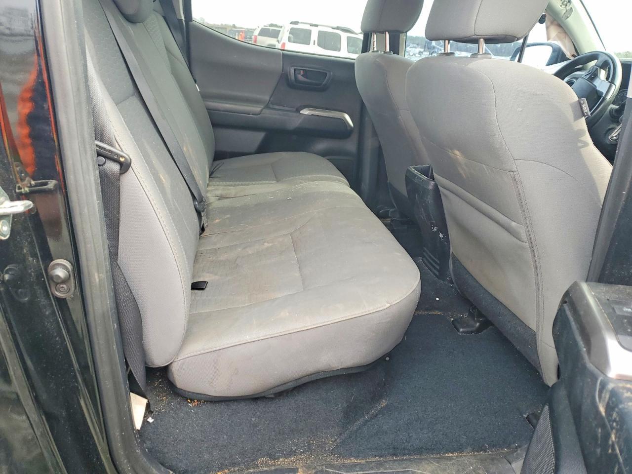 2017 Toyota Tacoma SR5 V6