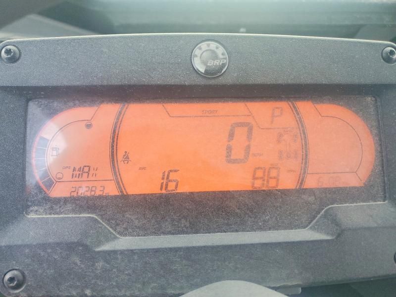 2021 Can-Am Maverick X-Utility Vehicle