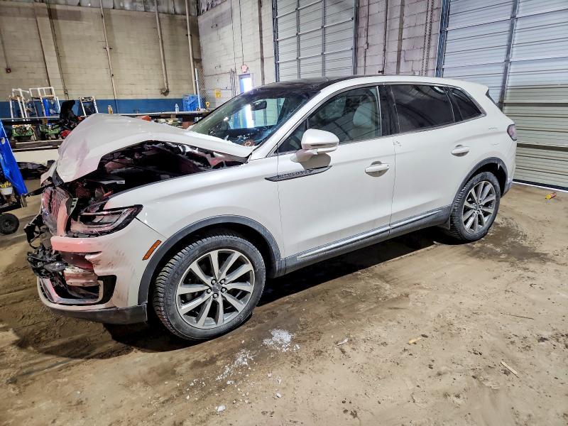 2019 Lincoln Nautilus Select