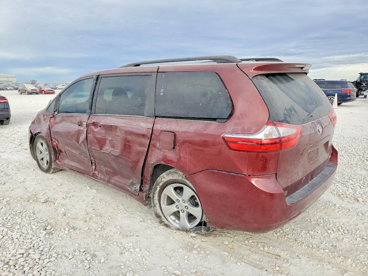 2016 Toyota Sienna le