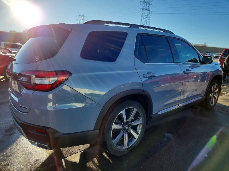 2024 Honda Pilot Touring