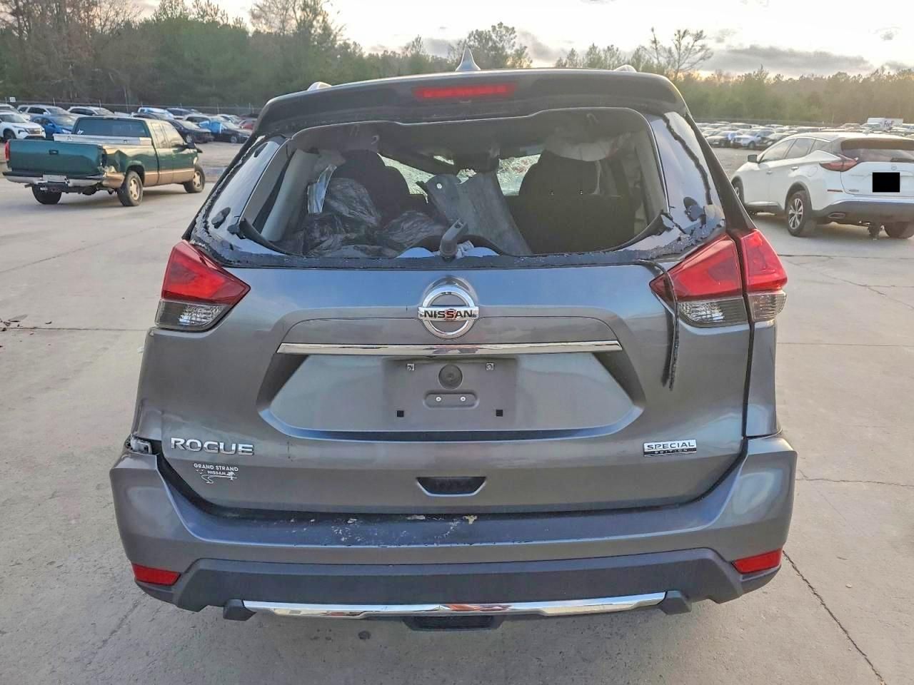 2019 Nissan Rogue s