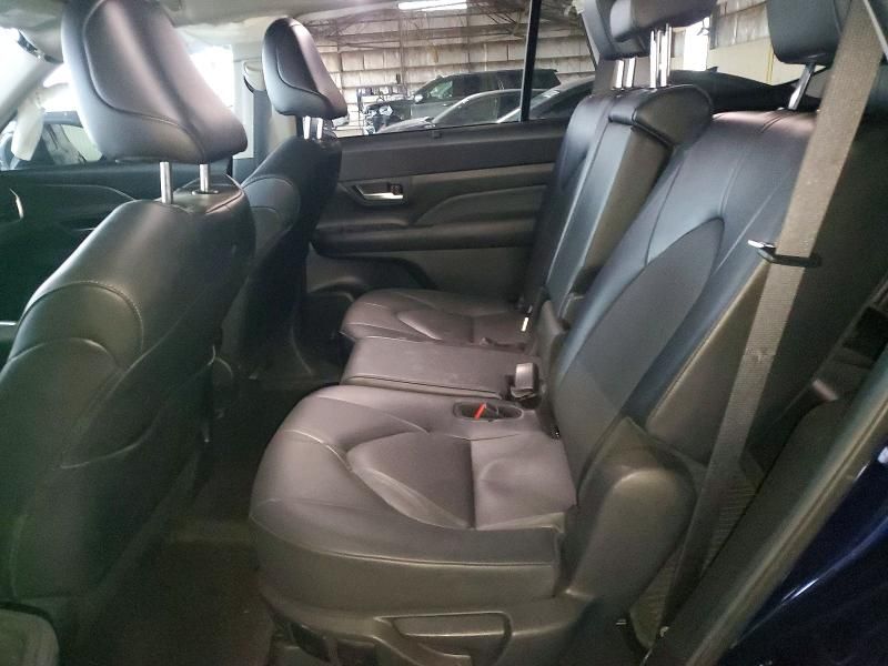 2024 Toyota Grand Highlander xle