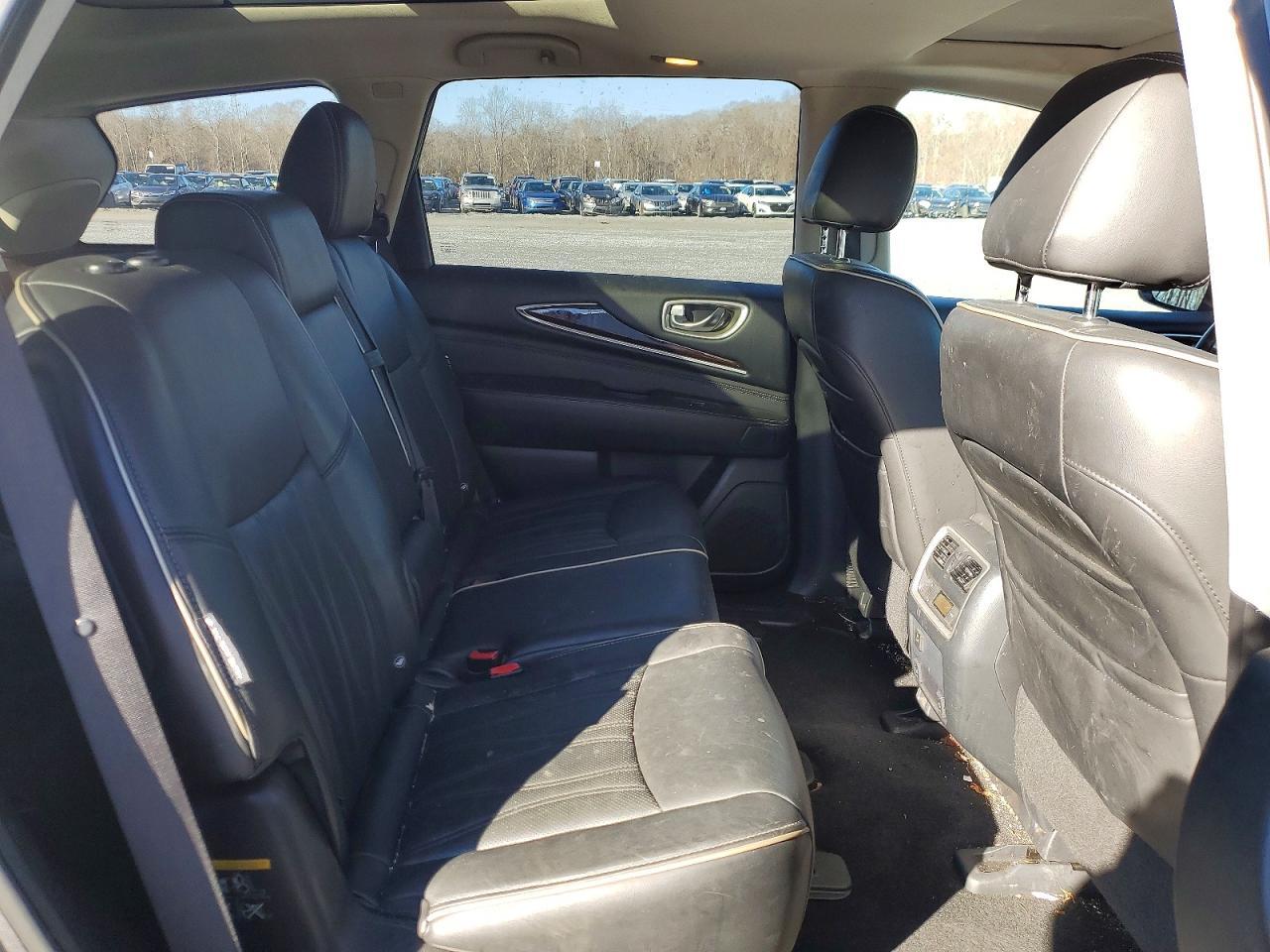 2018 Infinity Qx60 Base