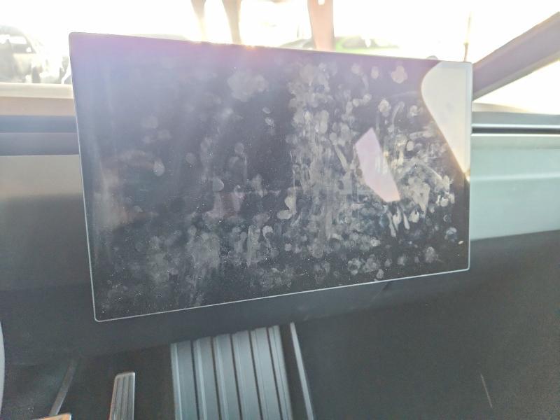 2025 Tesla Cybertruck