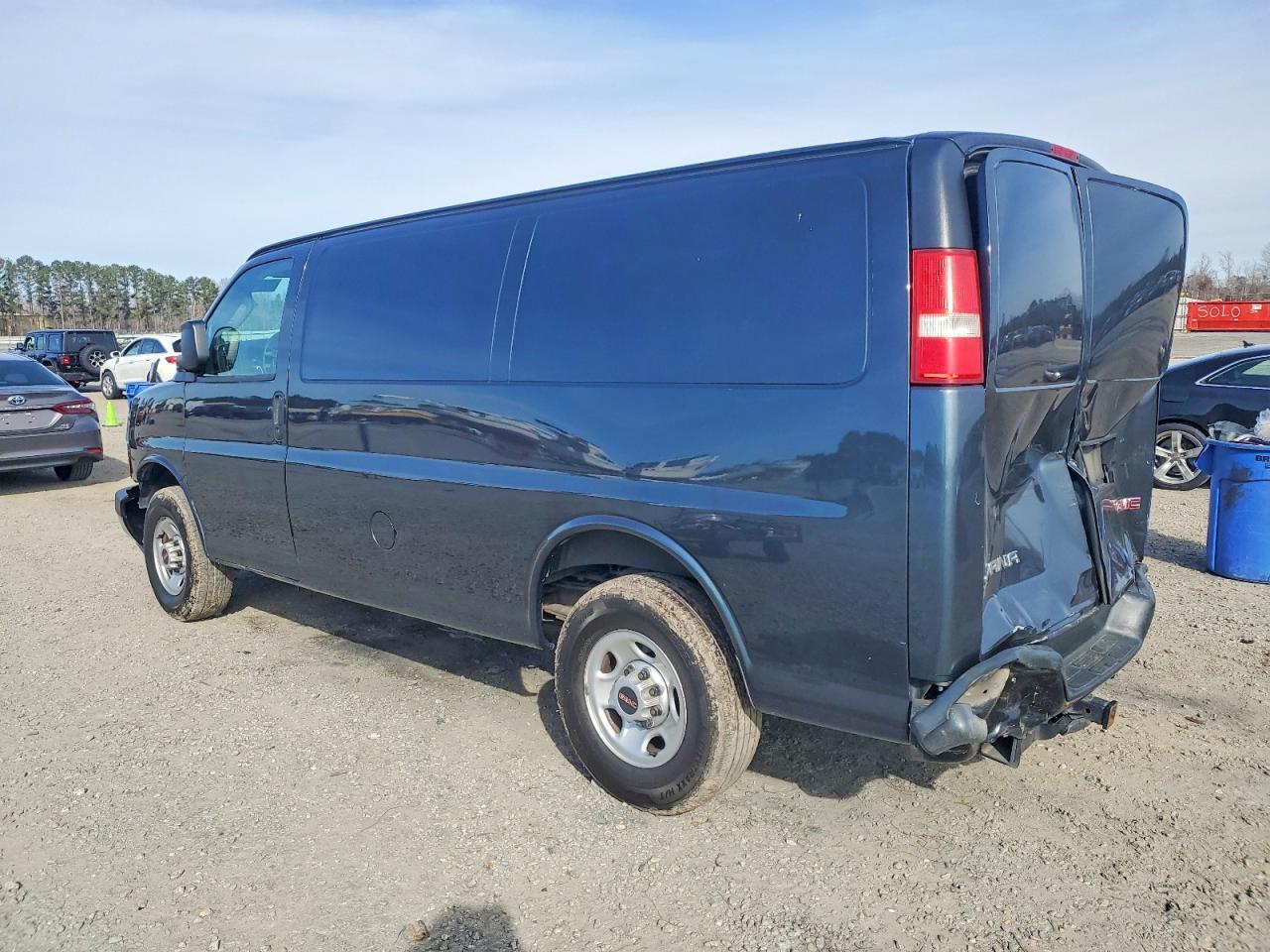 2019 GMC Savana G3500