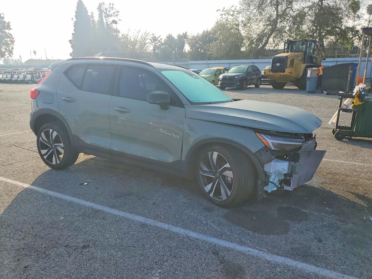 2024 Volvo Xc40 Ultimate