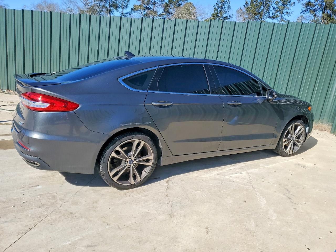 2020 Ford Fusion Titanium