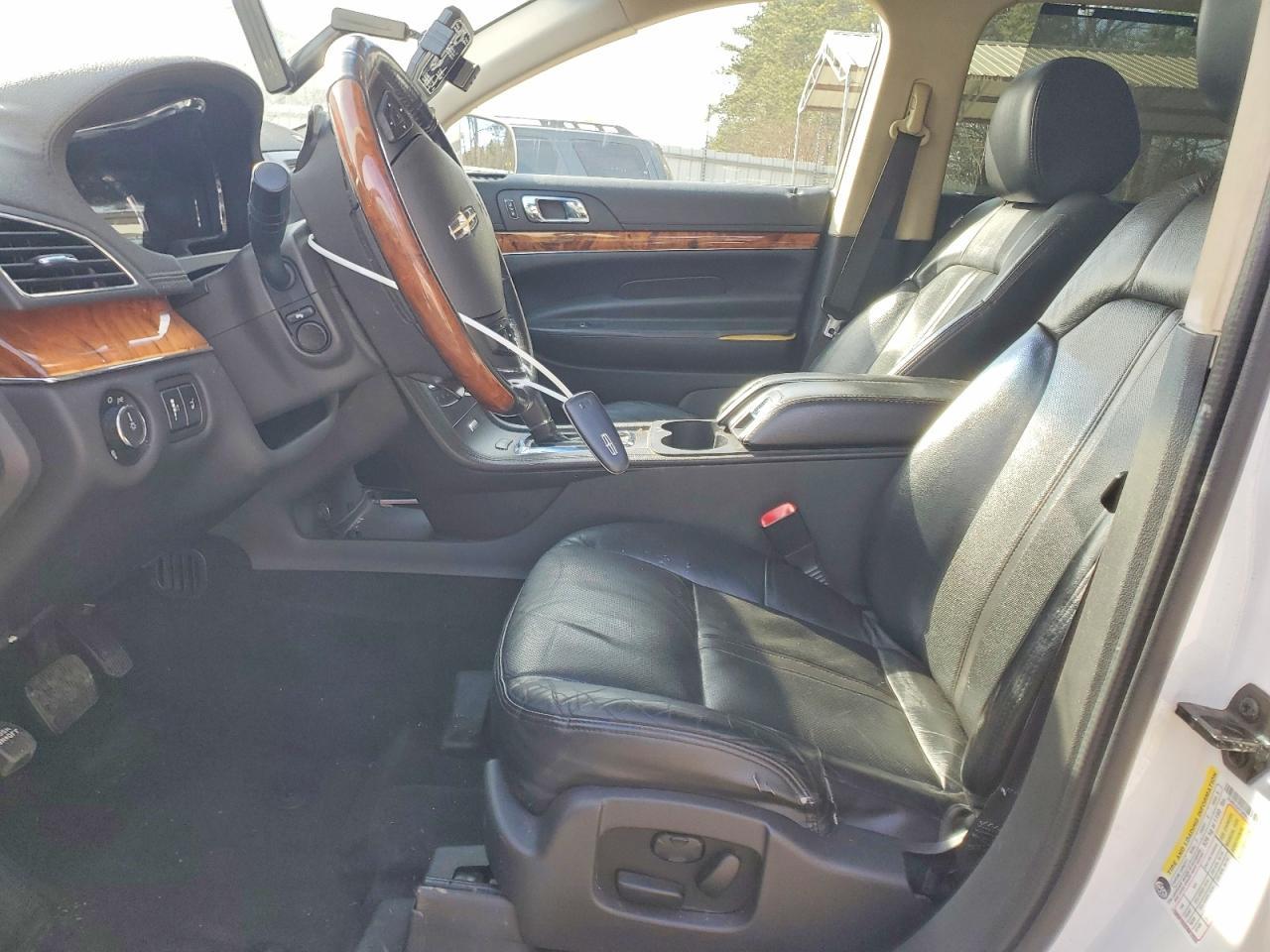 2014 Lincoln MKT