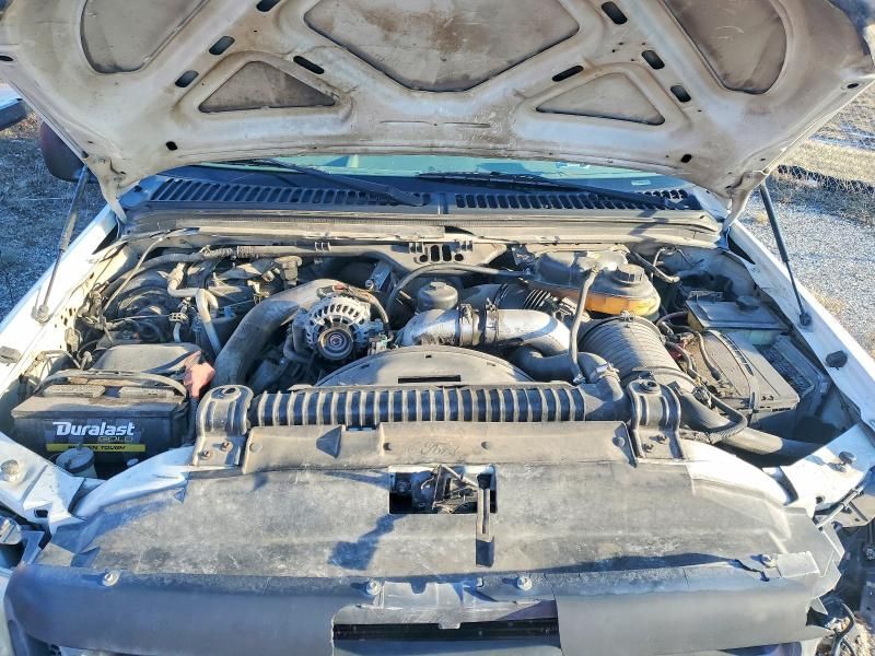 2004 Ford F550 Super Duty Dump Truck