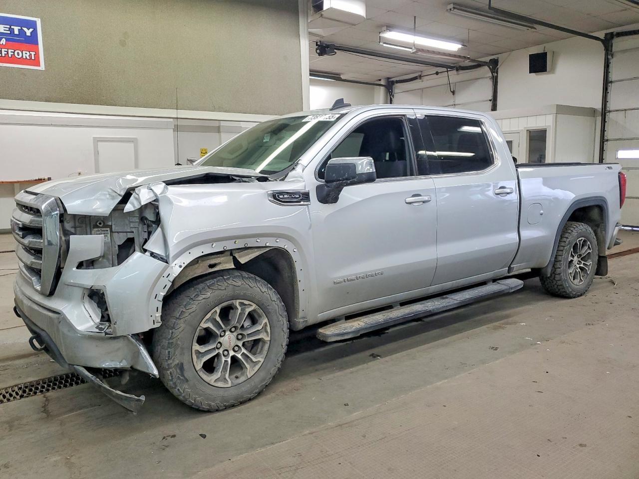 2020 GMC Sierra K1500 sle