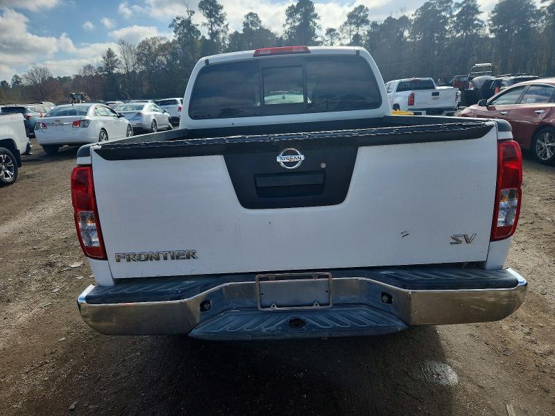 2015 Nissan Frontier s