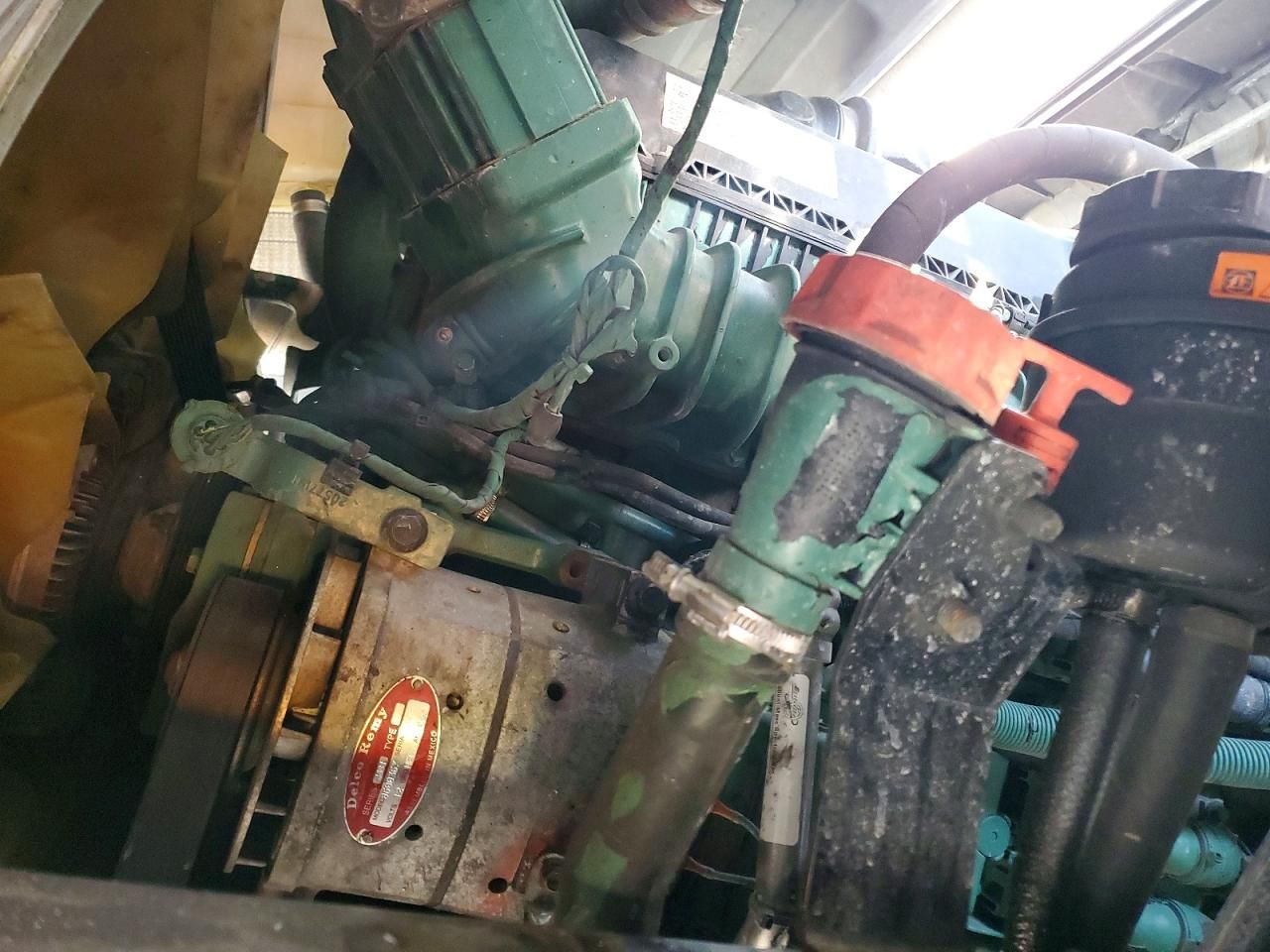 2019 Volvo VNL Semi Truck