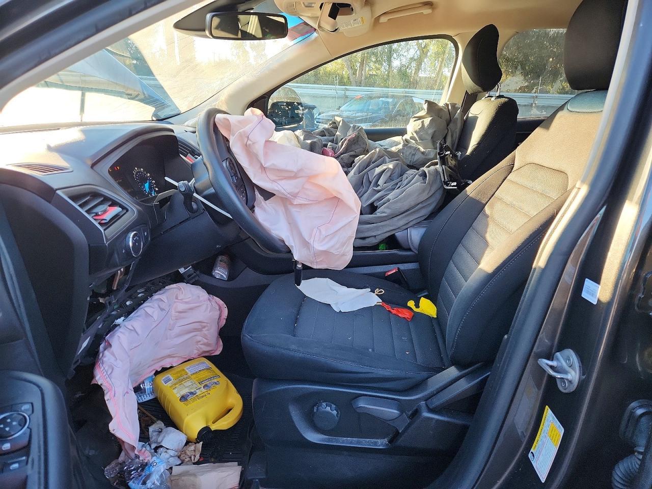2019 Ford Edge se