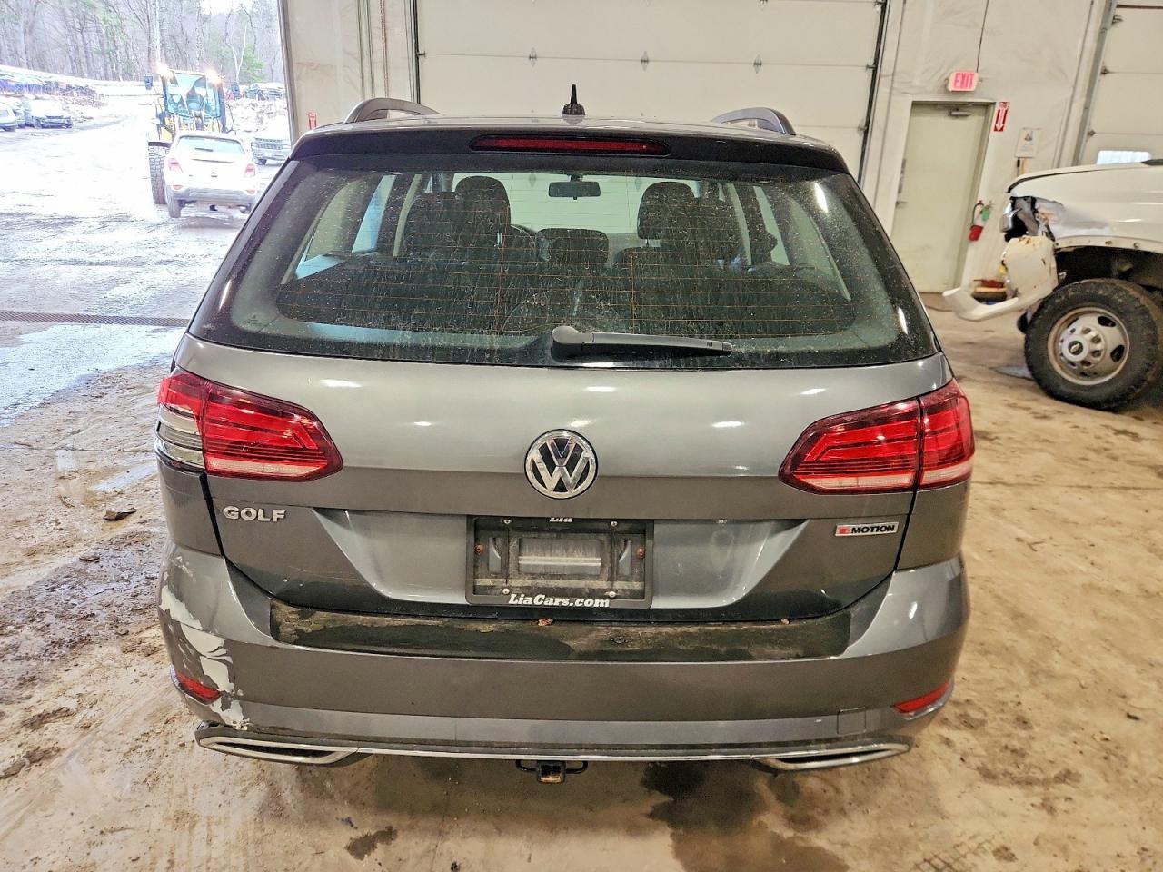 2019 Volkswagen Golf Sportwagen s