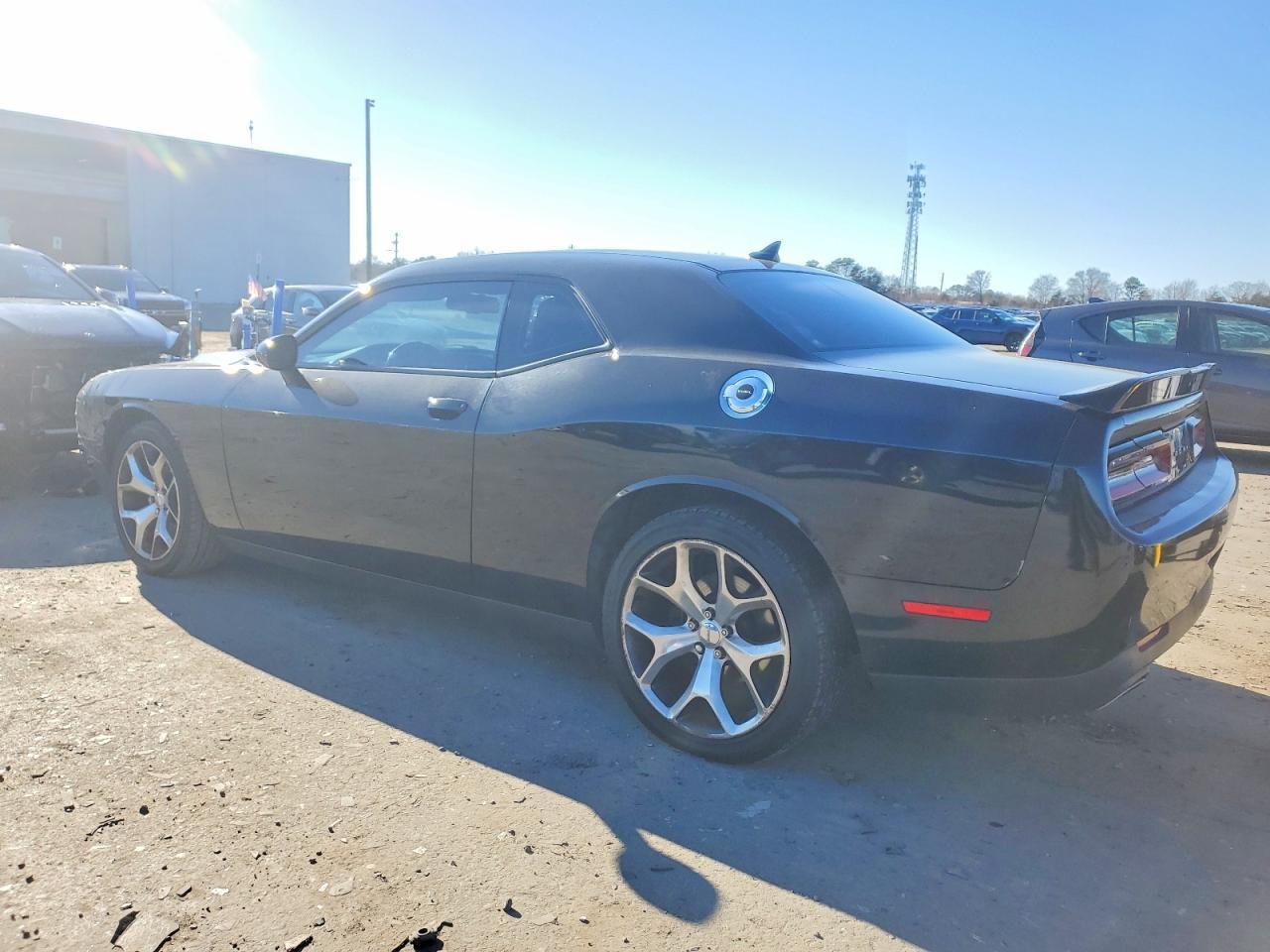 2015 Dodge Challenger sxt Plus