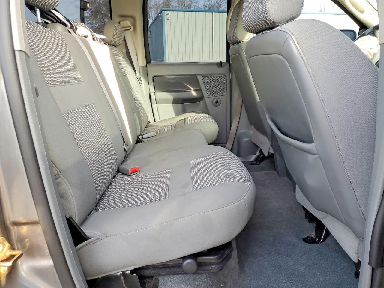 2006 Dodge Ram 2500 st