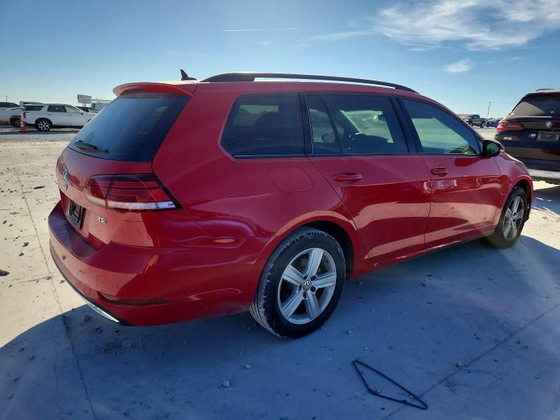 2018 Volkswagen Golf Sportwagen s