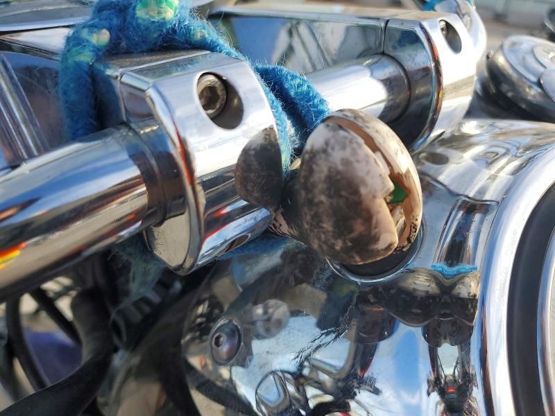 2005 Yamaha Xvs1100 a