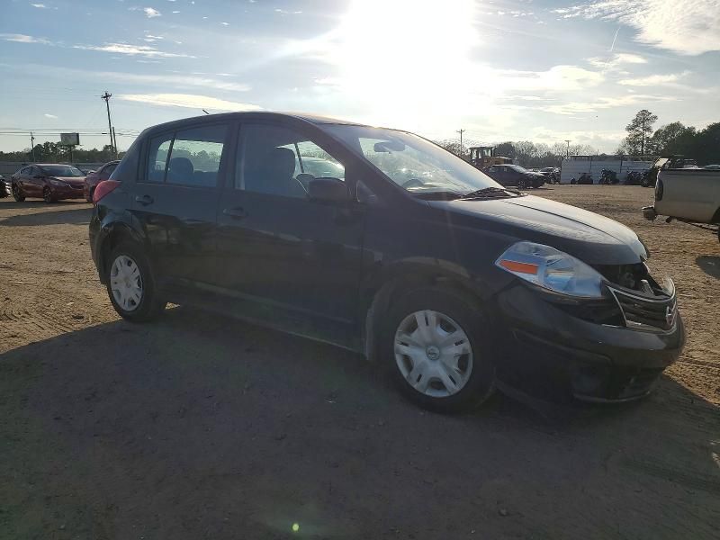 2011 Nissan Versa s