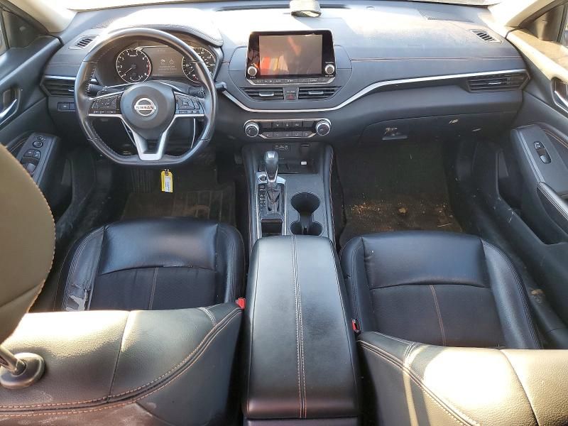 2021 Nissan Altima sr