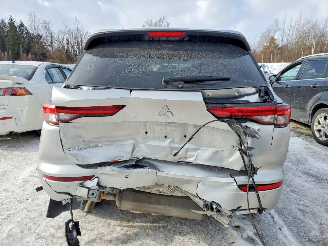 2024 Mitsubishi Outlander se