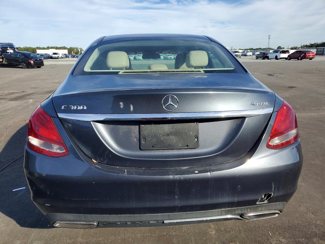 2015 Mercedes-Benz C 300 4matic