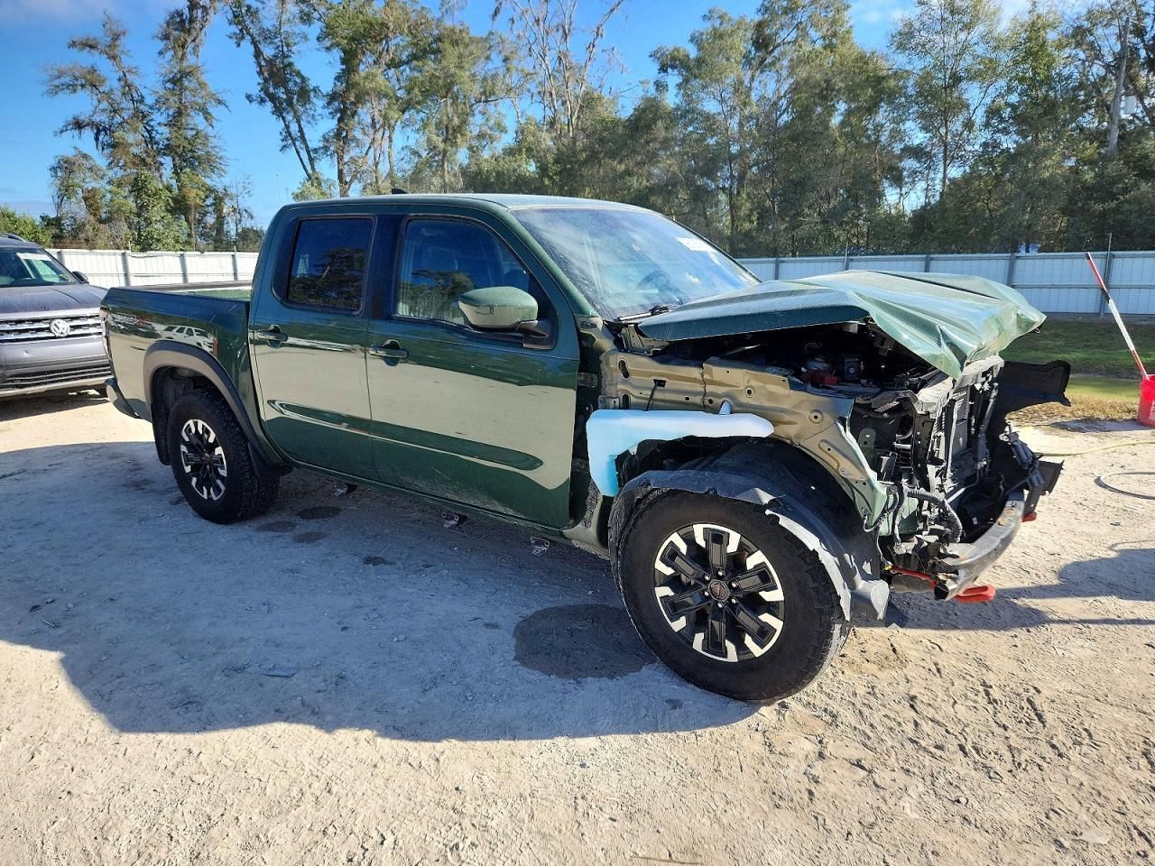 2023 Nissan Frontier s