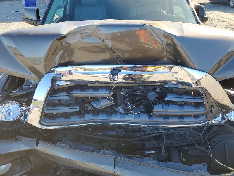 2017 Toyota Sequoia SR5