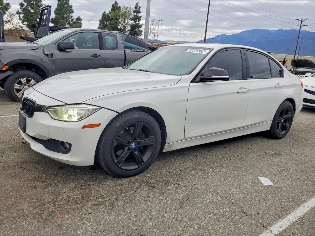 2013 BMW 320 i
