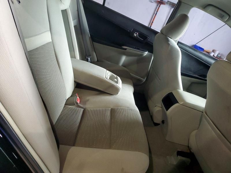 2012 Toyota Camry Hybrid