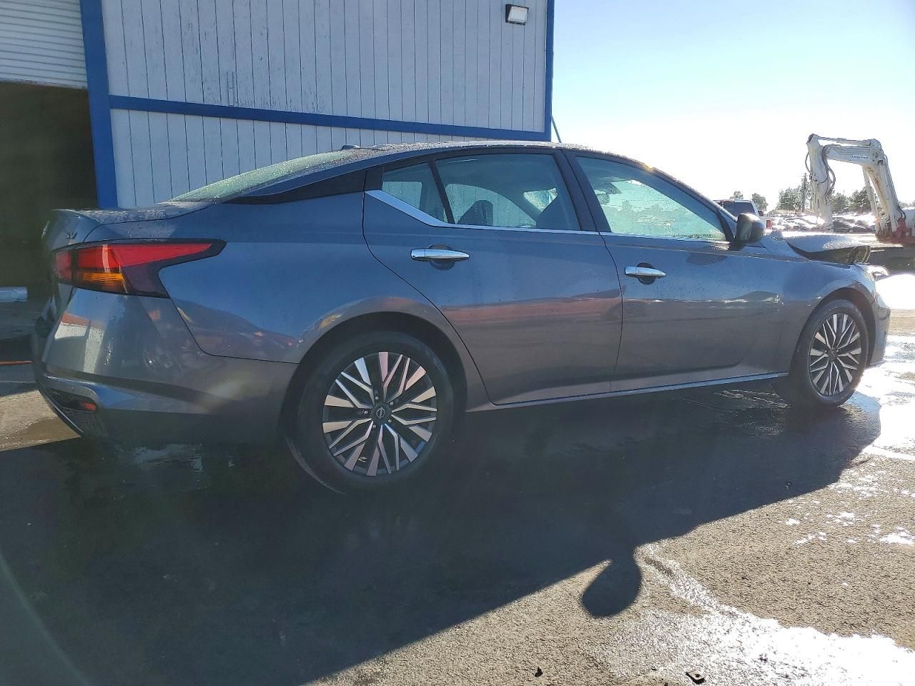 2024 Nissan Altima sv