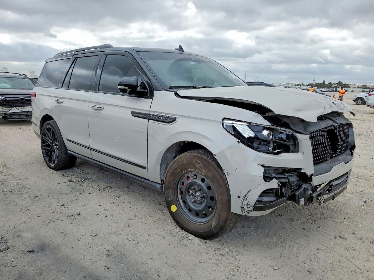 2024 Lincoln Navigator Reserve