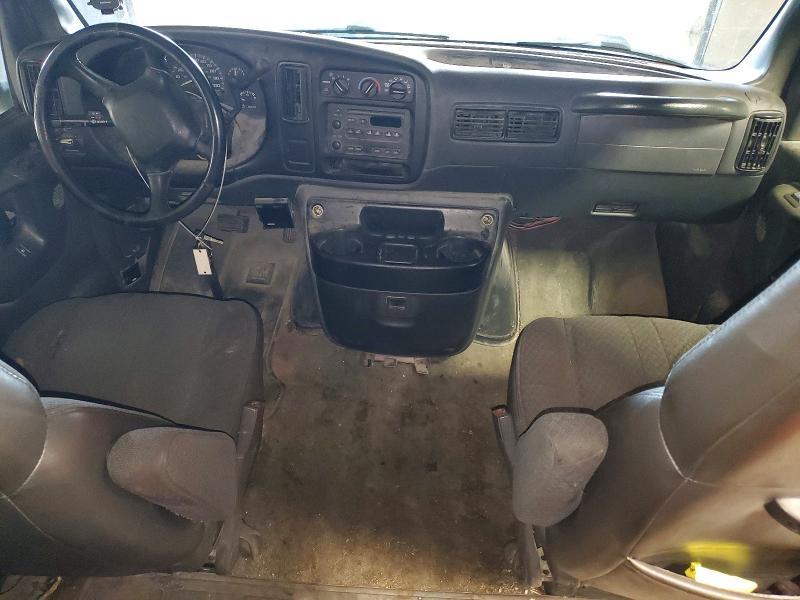 2002 Chevrolet Express G3500