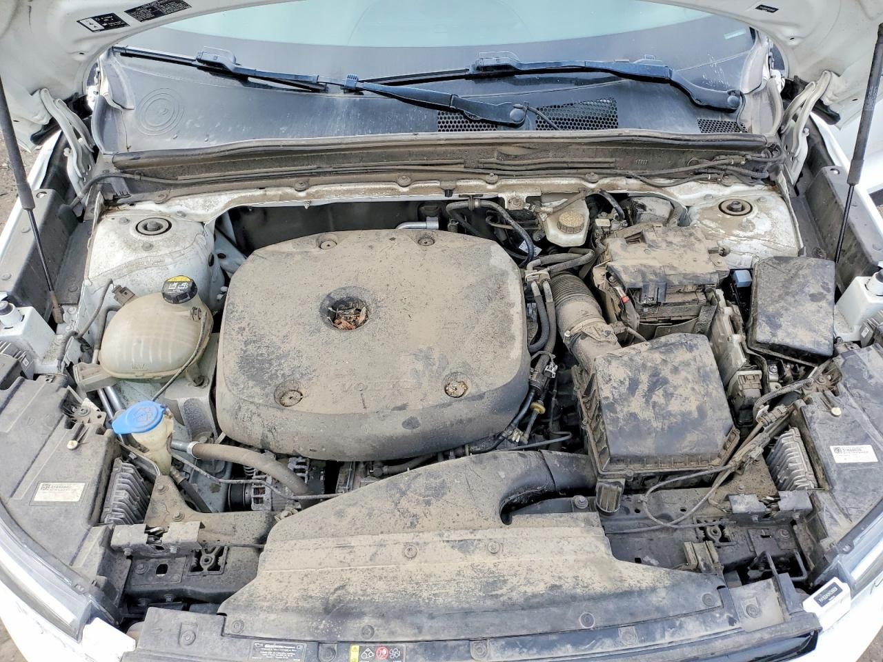 2021 Volvo Xc40 T5 R-design