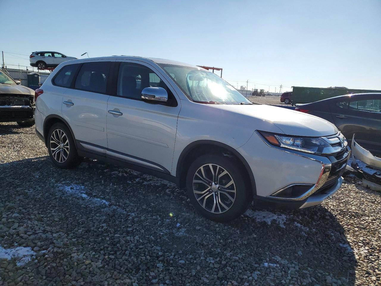 2018 Mitsubishi Outlander se