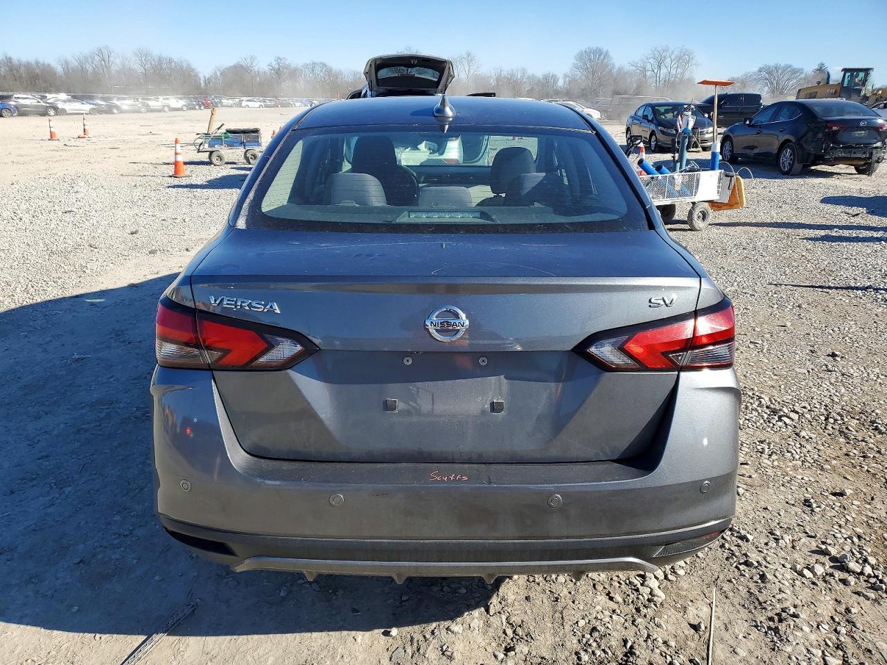 2021 Nissan Versa sv
