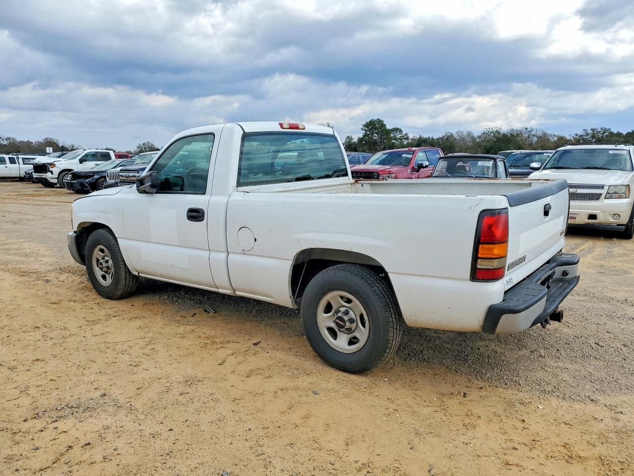 2004 GMC New Sierra C1500