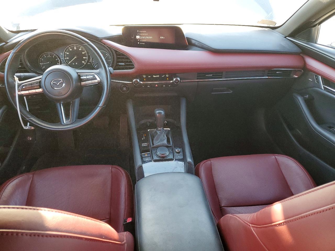 2020 Mazda 3 Premium