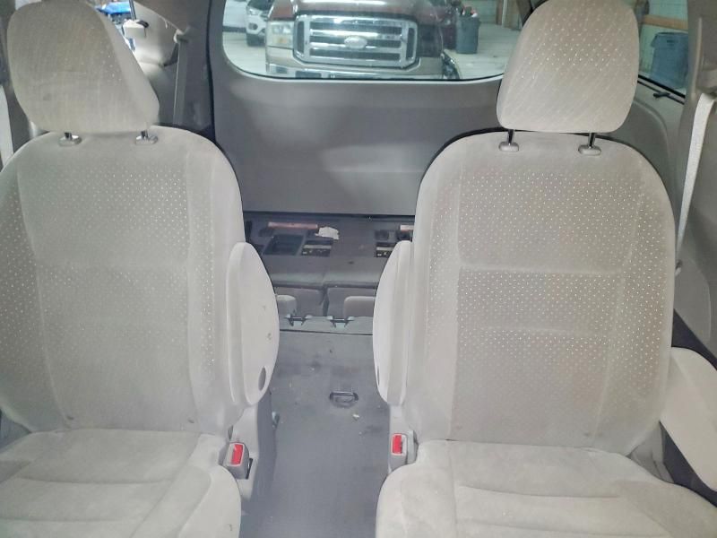 2017 Toyota Sienna le