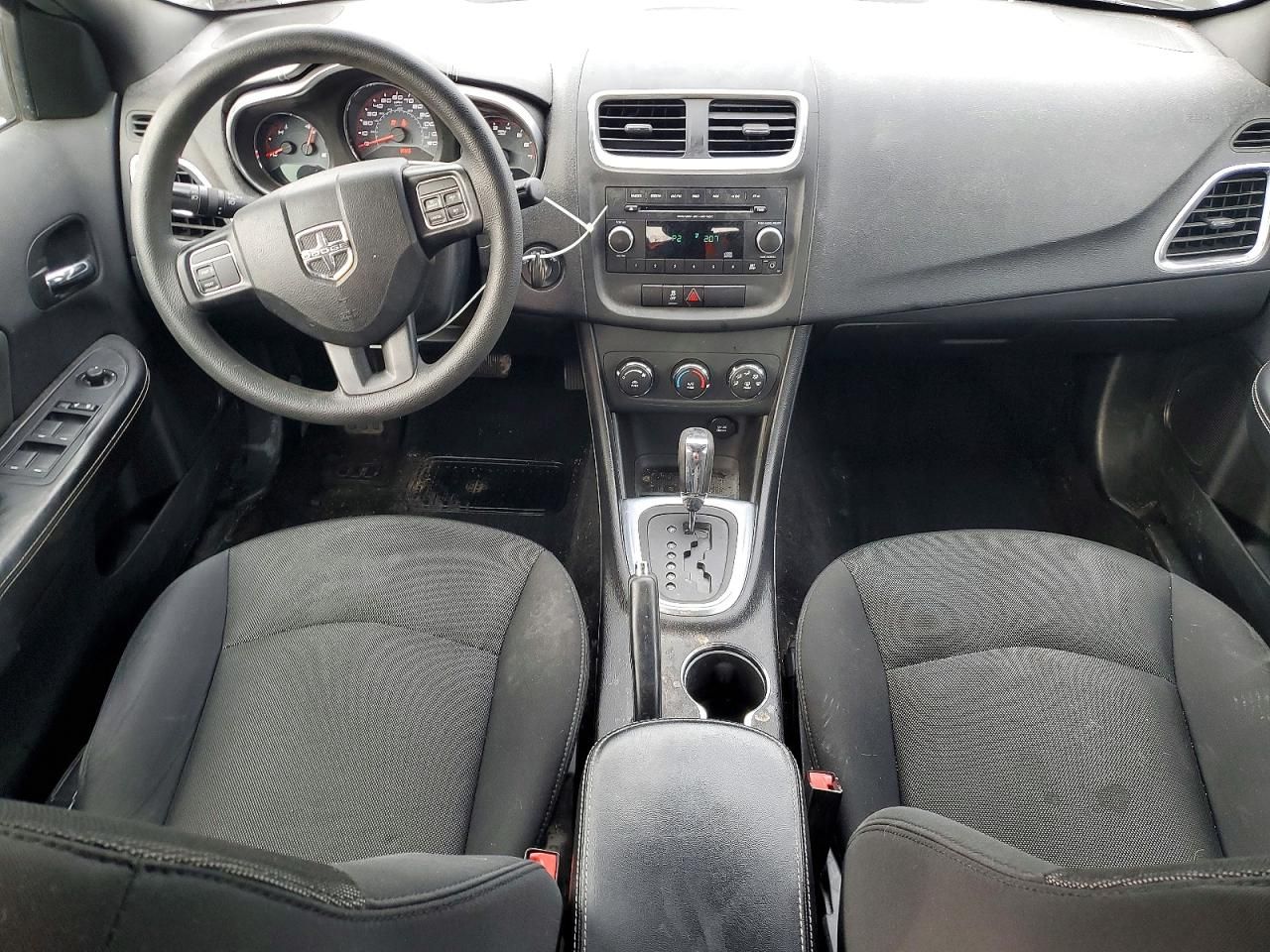 2014 Dodge Avenger se