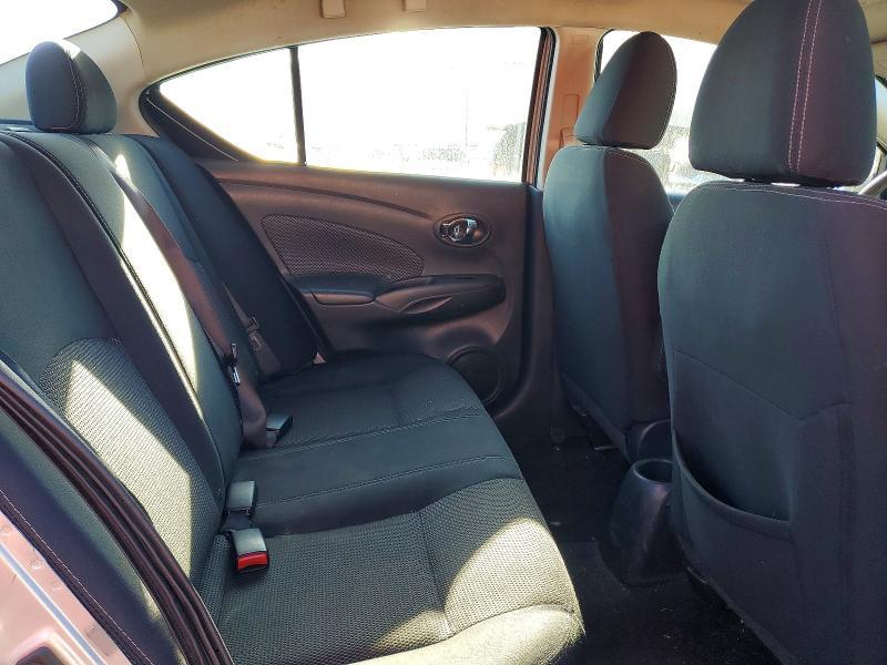 2017 Nissan Versa s