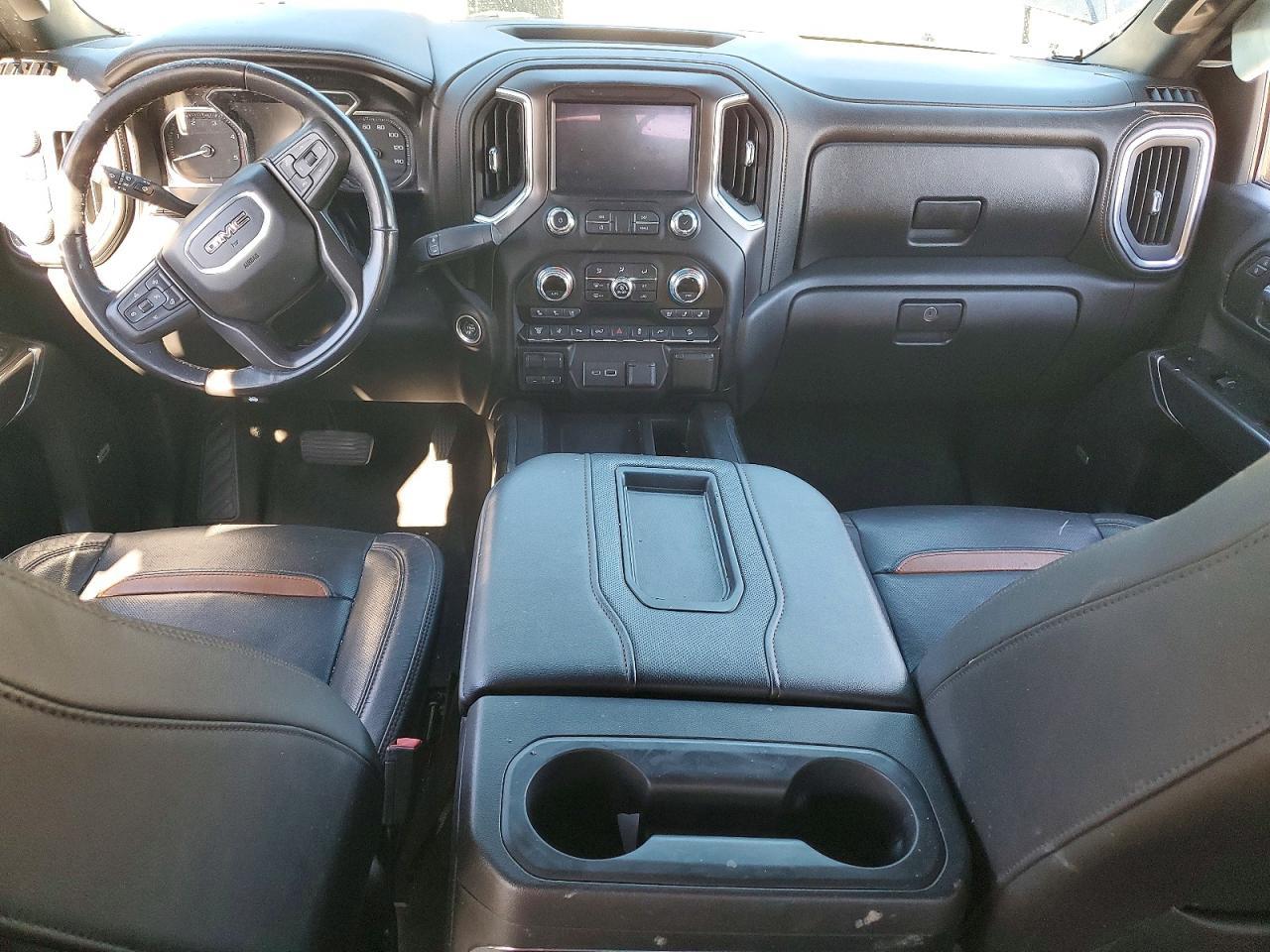 2020 GMC Sierra K2500 AT4