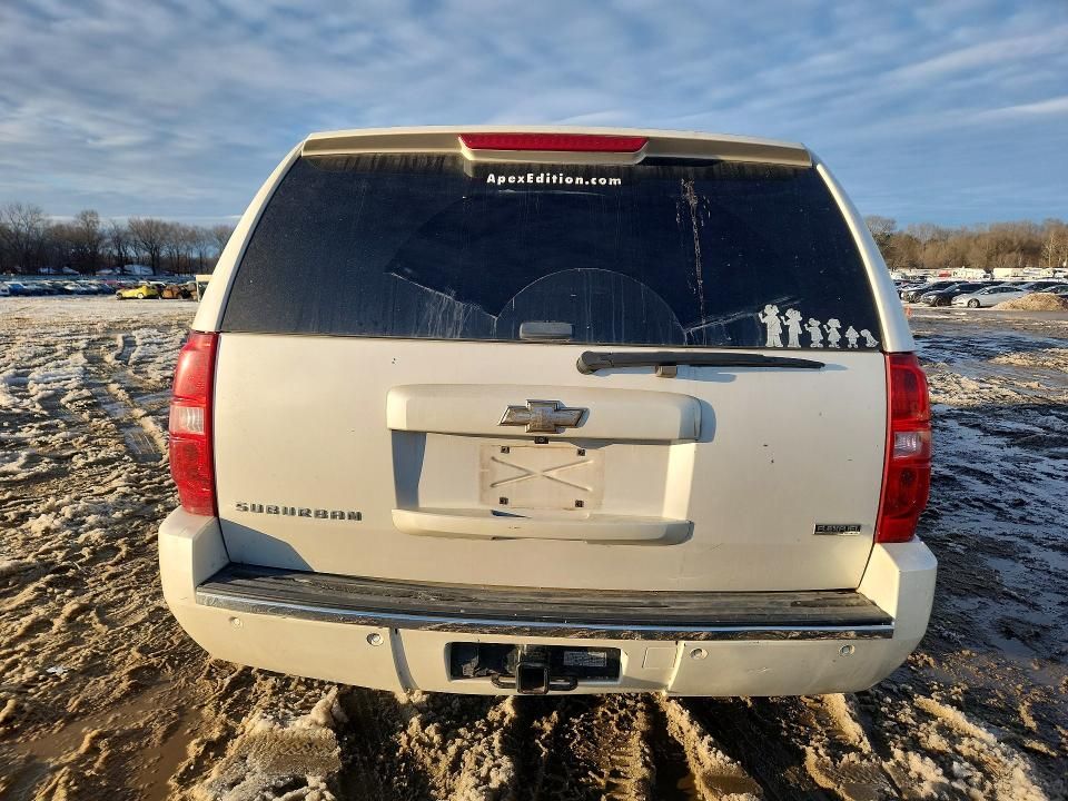 2010 Chevrolet Suburban C1500 ltz