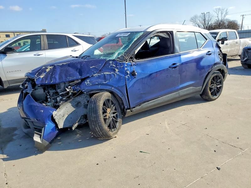 2019 Nissan Kicks s