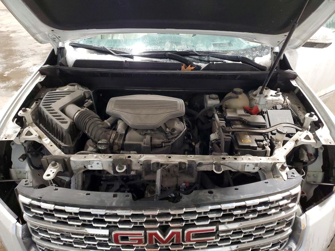 2020 GMC Acadia Denali