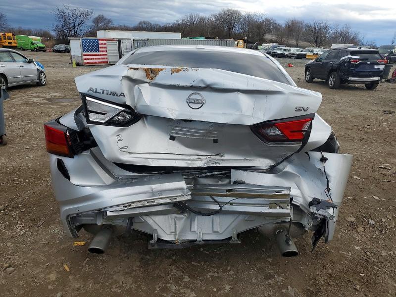 2024 Nissan Altima sv