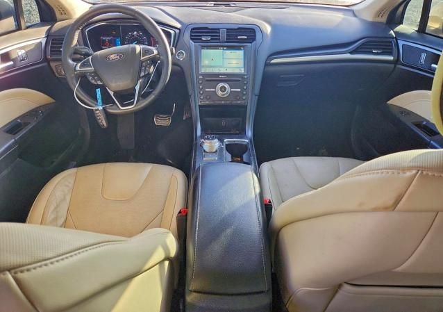 2018 Ford Fusion Titanium/platinum