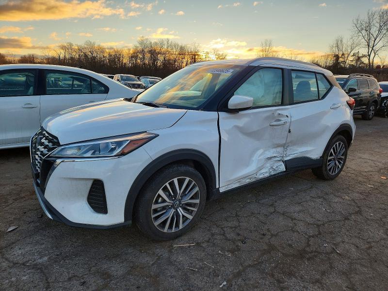 2024 Nissan Kicks sv