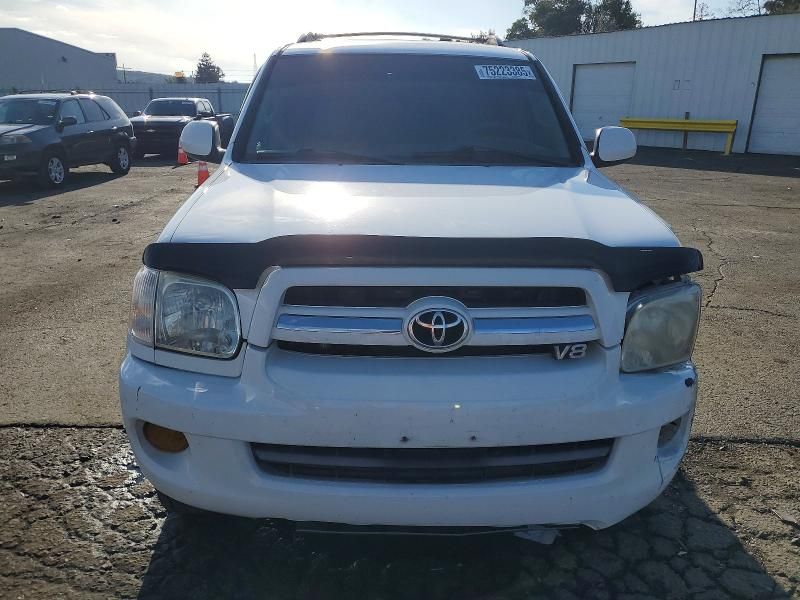 2005 Toyota Sequoia SR5